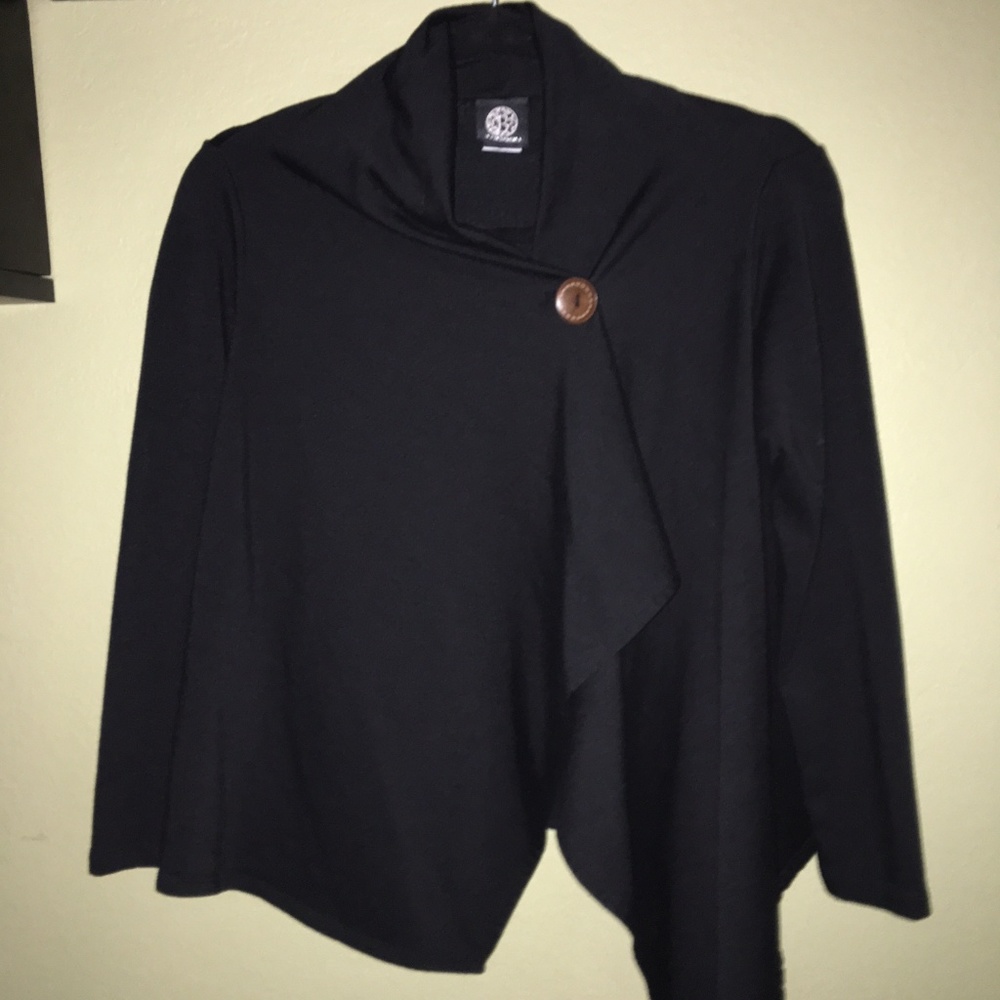 Bobeau black fleece 1 button wrap/cardigan
